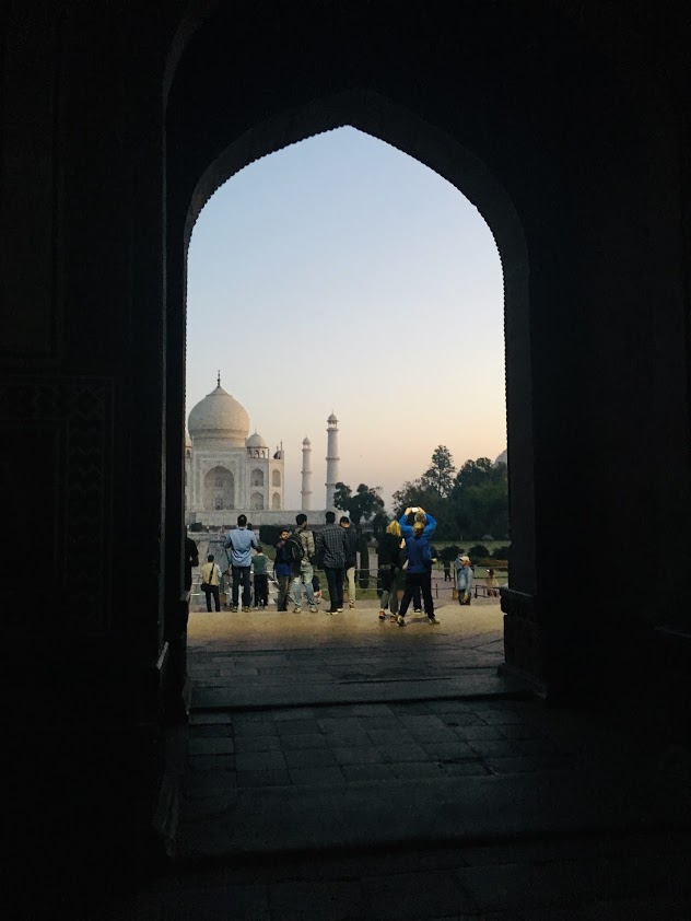 First glimpse of the Taj